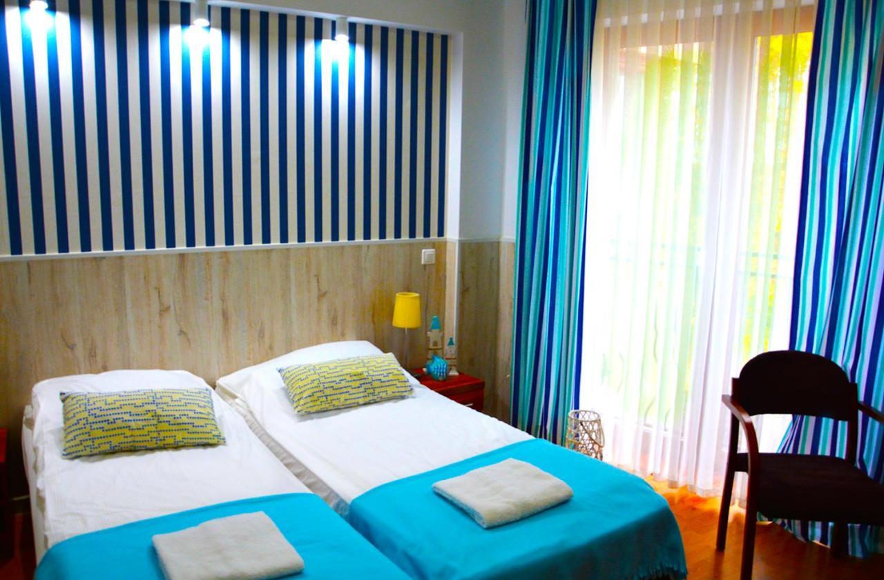 Pod Wydma Hotel Unieście Екстериор снимка