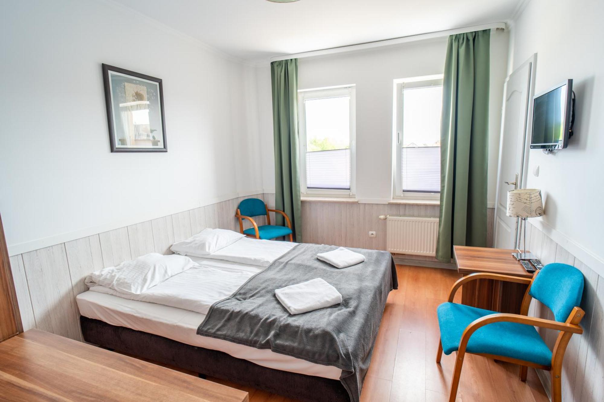 Pod Wydma Hotel Unieście Екстериор снимка
