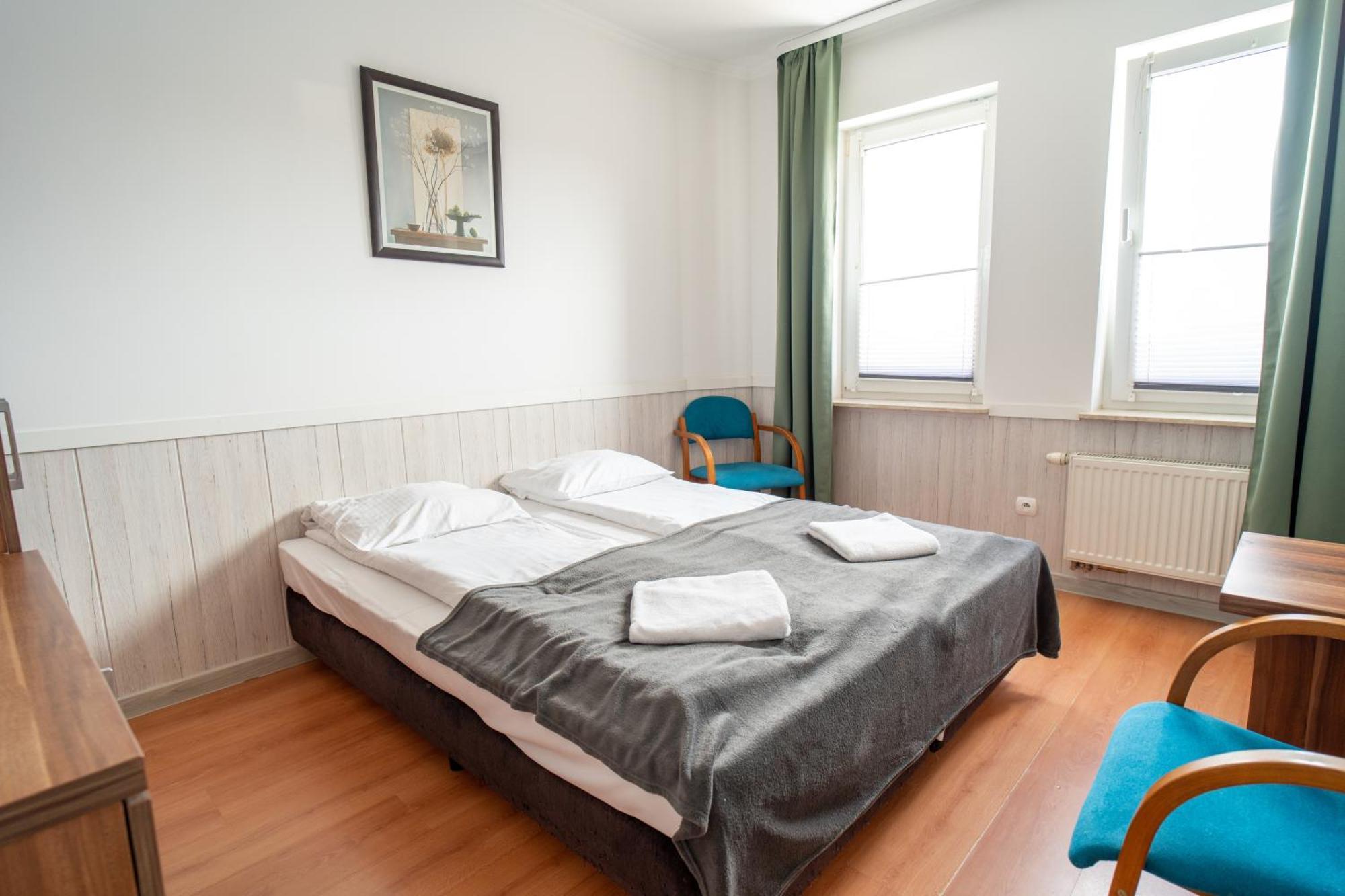 Pod Wydma Hotel Unieście Екстериор снимка