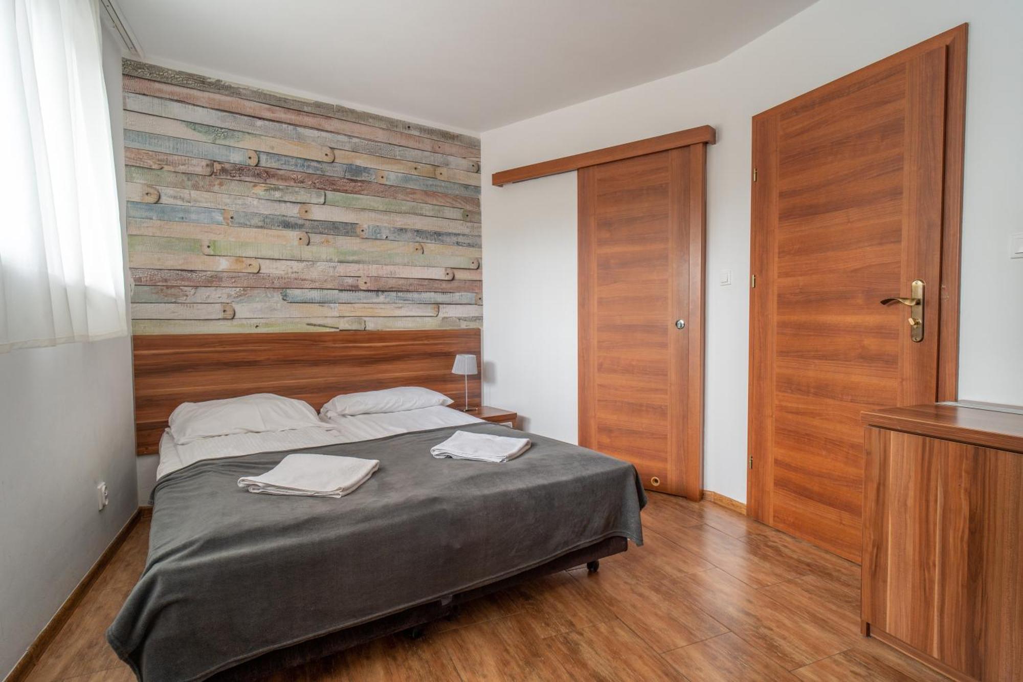 Pod Wydma Hotel Unieście Екстериор снимка